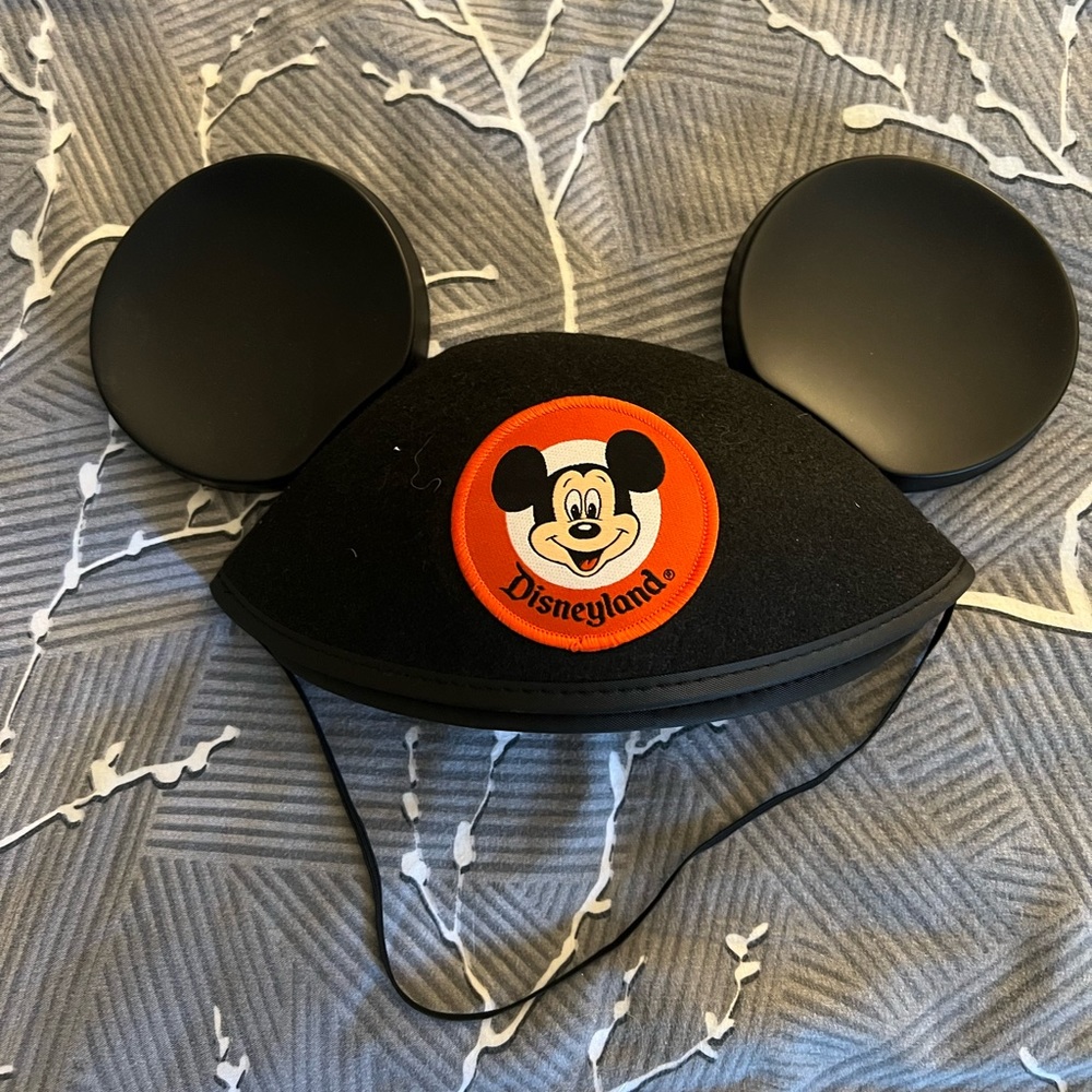 Disneyland Mickey Mouse Ears